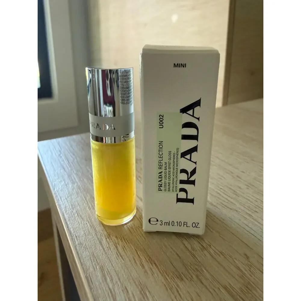 PRADA Reflection Glossy Liquid Balm U002 Banana Yellow Mini 3mL